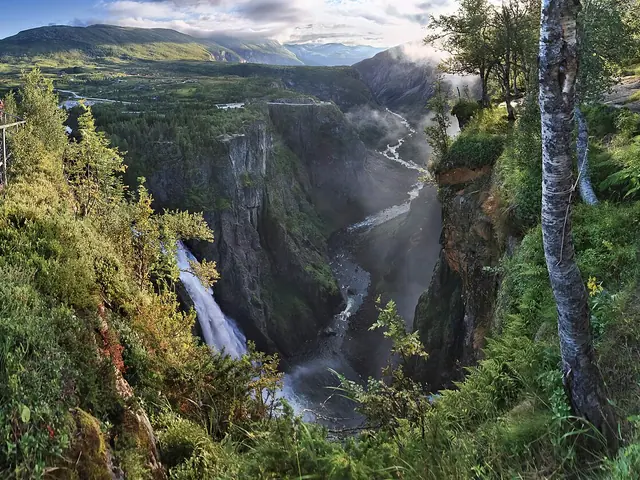 Het Måbødalen, waar de Vøringsfossen in naar beneden stort
