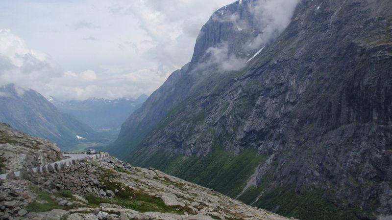 Haarspeldbochten van de Trollstigen in Noorwegen