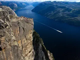 Preikestolen boven de Lysefjord