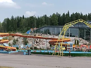Panorama van waterpark Serena in Espoo